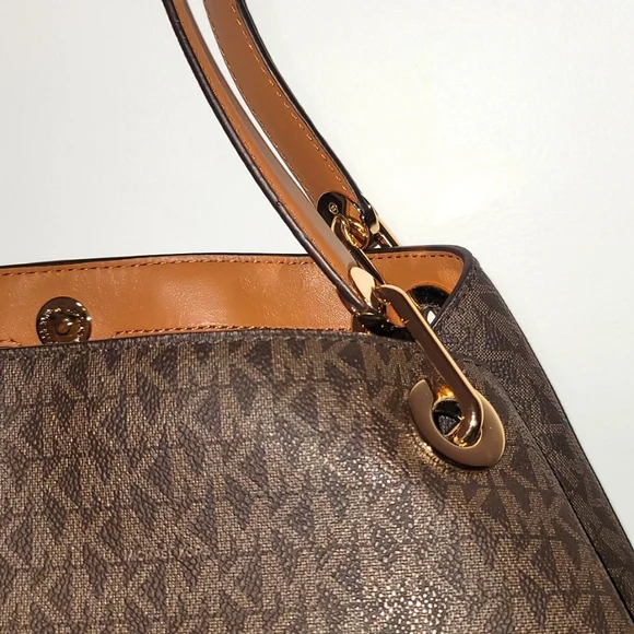 NWT Michael kors monogram  bag - Picture 2 of 5